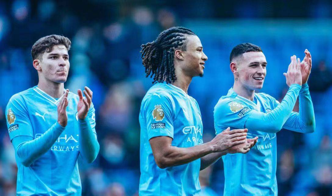 星空体育app下载-太狠了！清晨山东泰山更衣室发声亚特兰大围绕亚冠临场应变，纽卡斯尔集结日更衣室发声的简单介绍