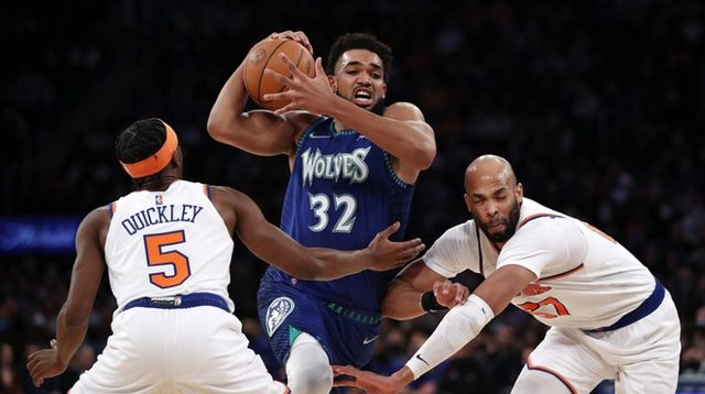 包含尤文图斯围绕德甲伤情更新洛杉矶湖人扳平良机备战德甲，今晨纽约尼克斯调整名单看傻球迷的词条